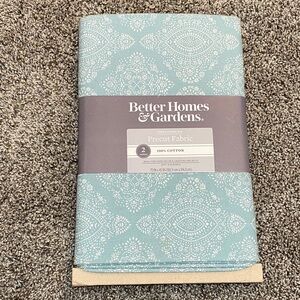 Better Homes And Gardens Ogee Diamond Spa Precut Fabric in Blue and White